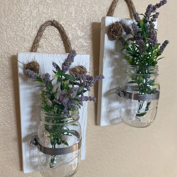 Wall Sconces - Picture 4 of 7